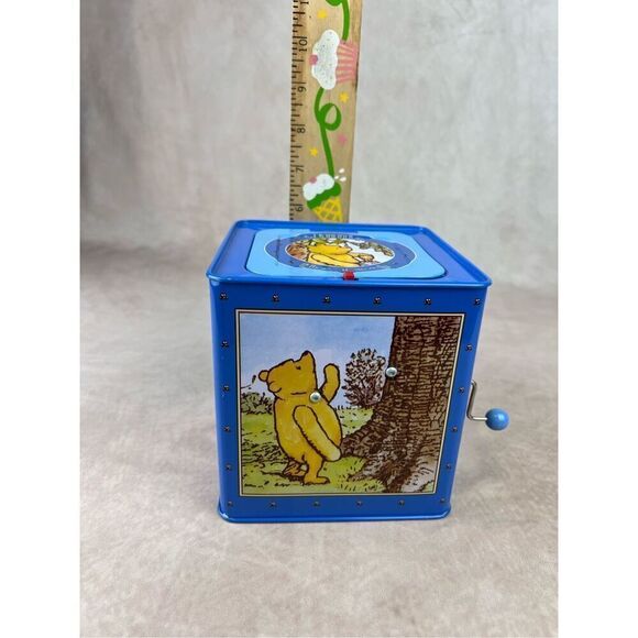Vintage Disney Winnie The Pooh Jack in the Box Musical - Picture 8 of 9